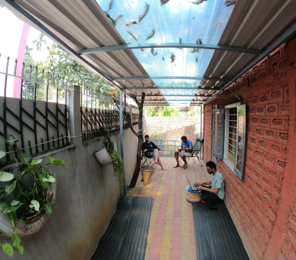 Stargaze Backpackers Hostel Guwahati Exterior photo